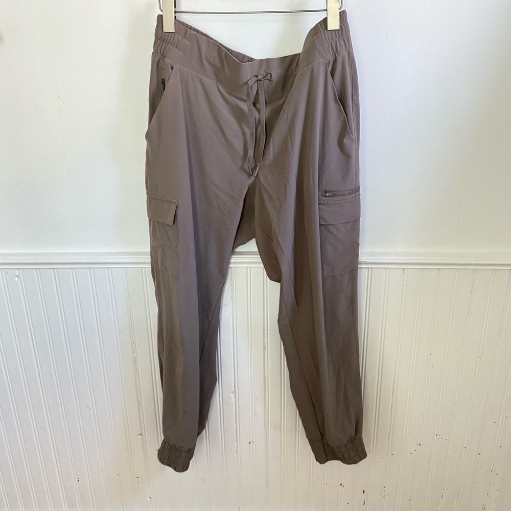all in motion Taupe Cargo Jogger Pants